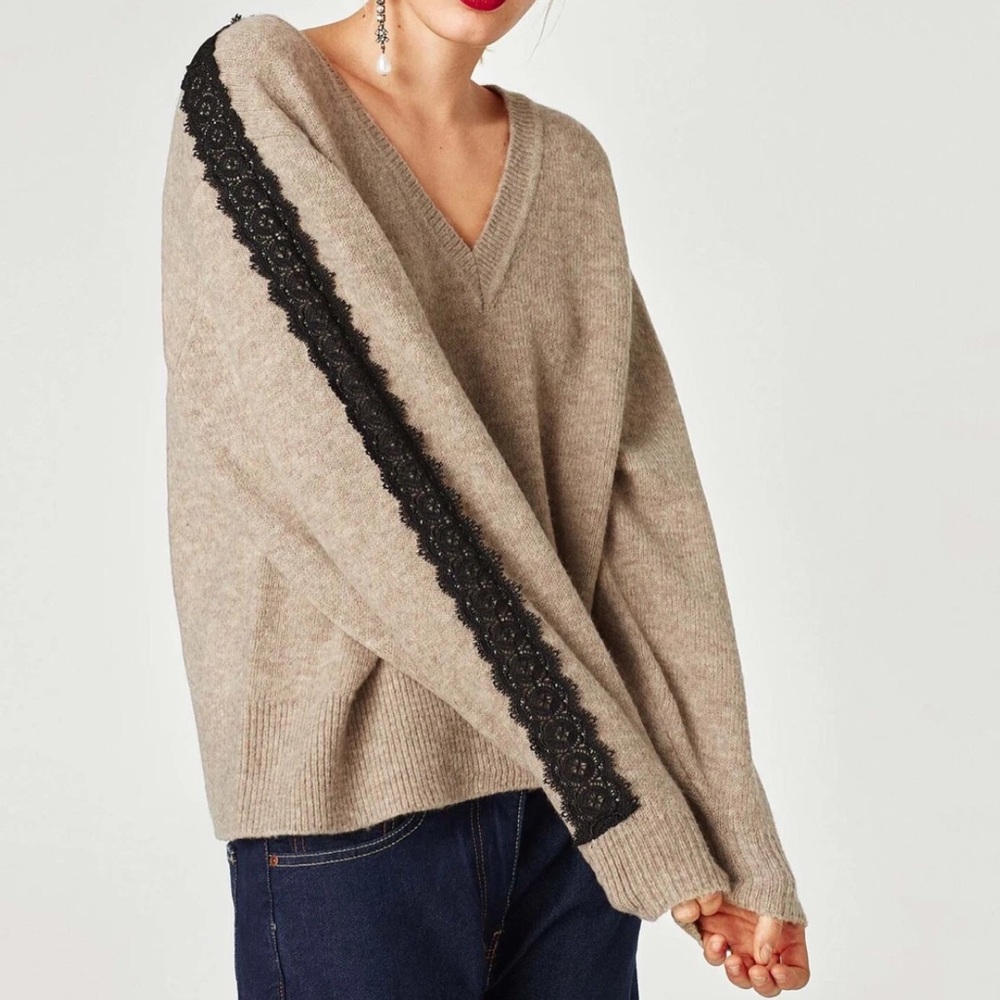Zara Beige V-Neck Sweater with Black Lace Detail